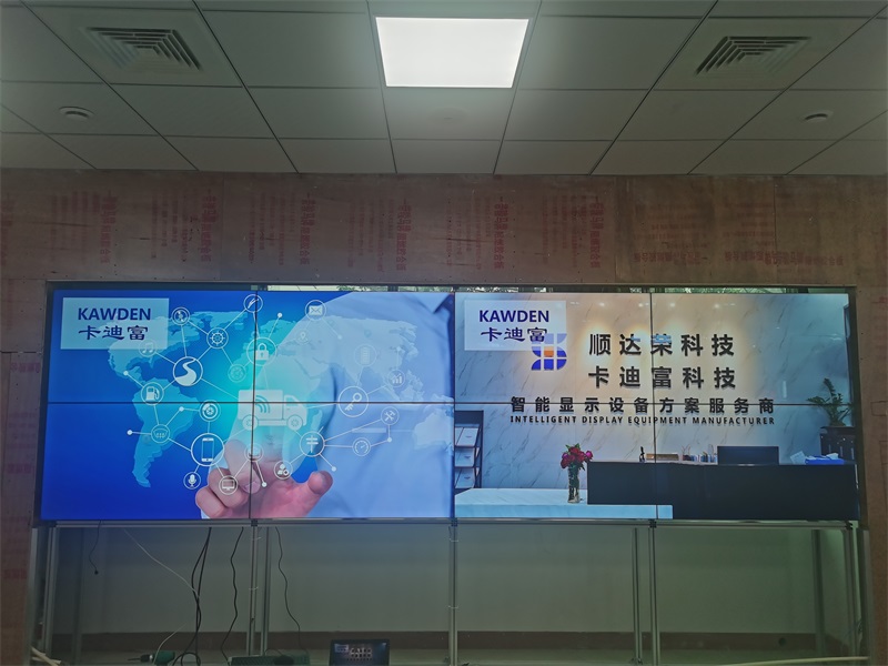 柳州落地支架安装2X4 55寸液晶拼接屏案例图片