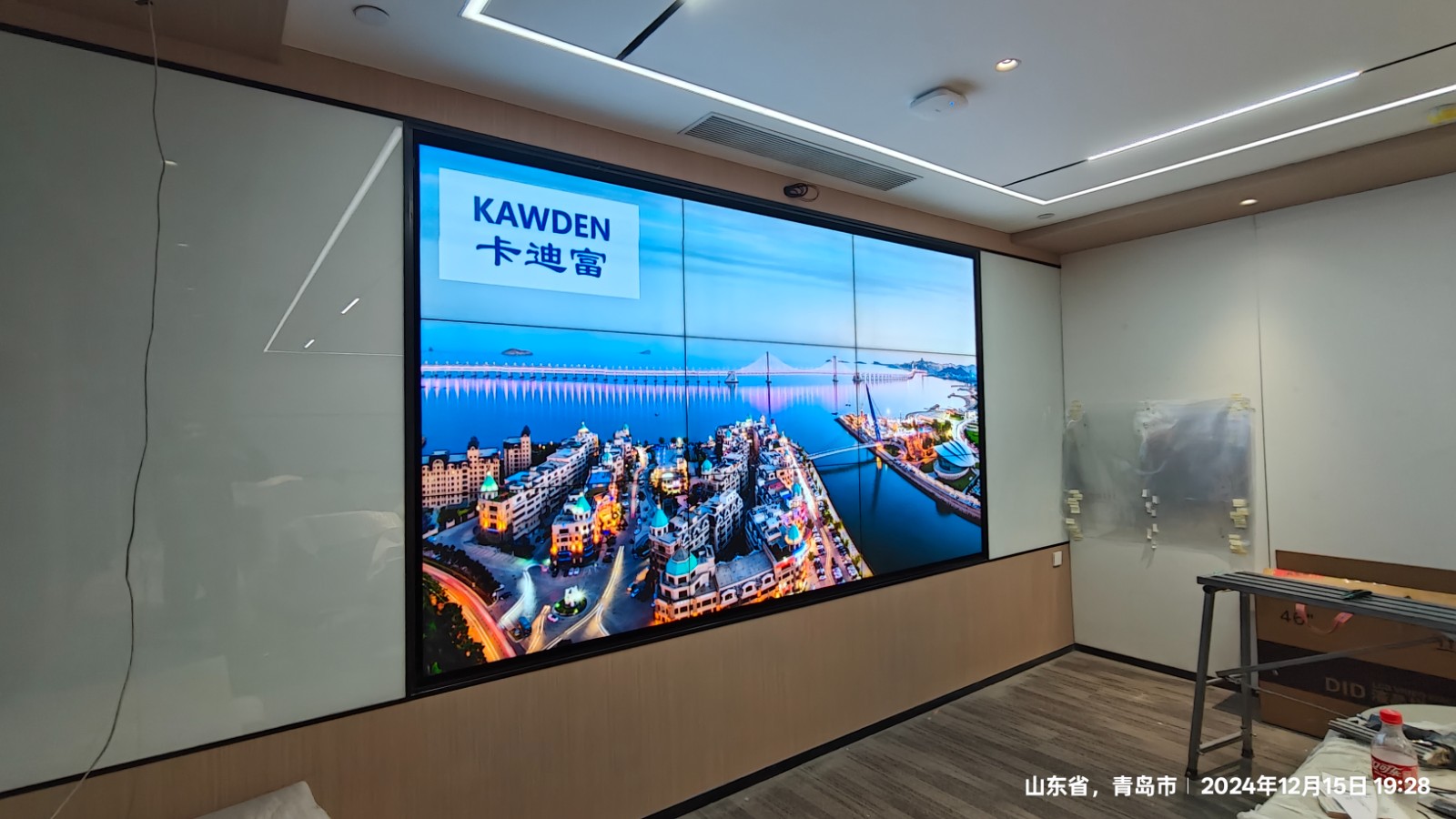 46寸0.88MM3X3液晶拼接屏