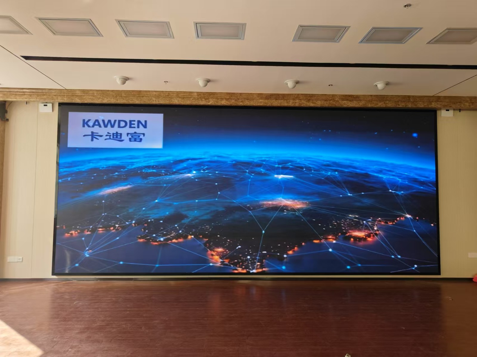 酒店项目P1.25室内led显示屏方案案例（7.04米x3.04米）