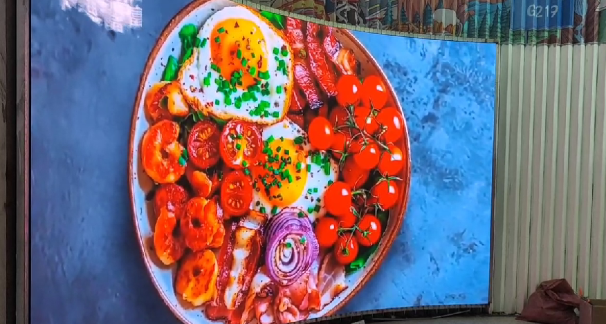 5.44x3.04米的led显示屏