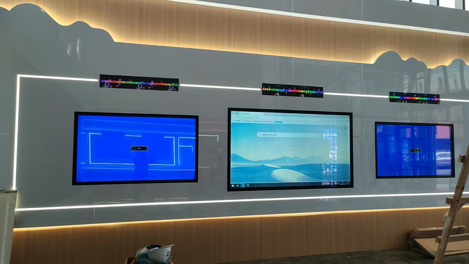 触摸一体机高清展示