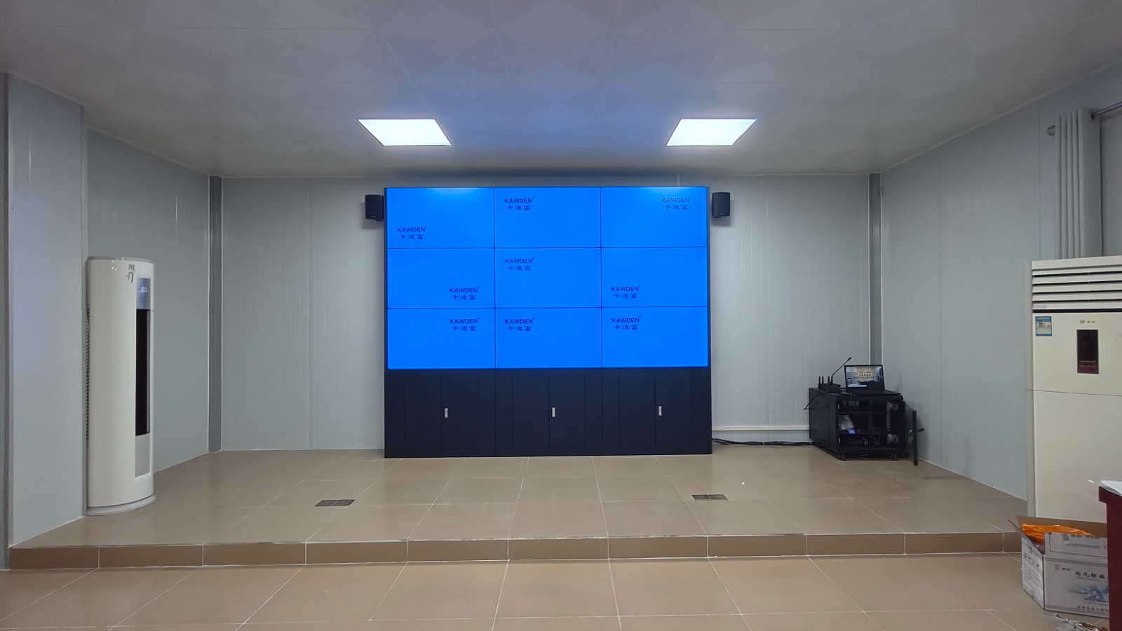 南雄市慢性病防治站9块46寸大屏的成功安装