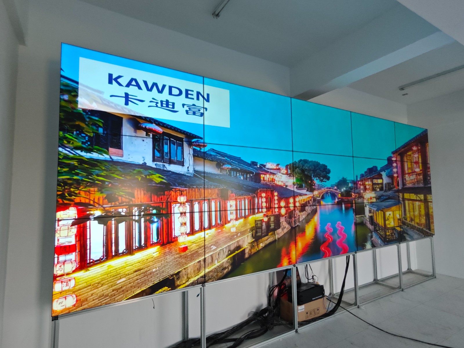 安防监控中心55寸液晶拼接屏