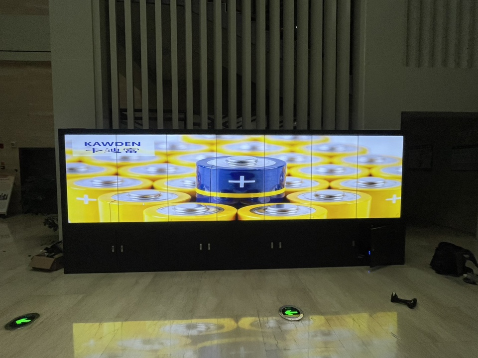 55寸1.7mm竖屏拼接屏